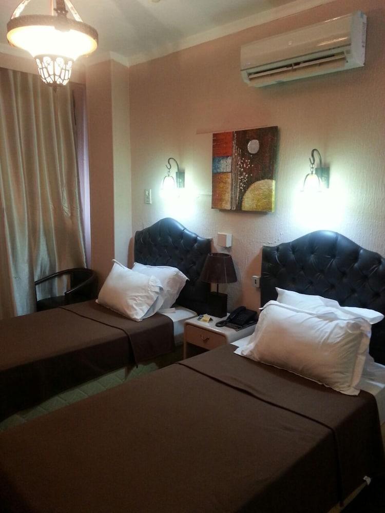 Oasis Hotel Heliopolis Kairo Eksteriør bilde